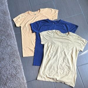 3 athleta girl shirt